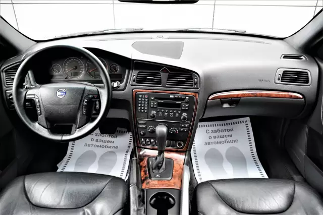 Volvo XC70 2006