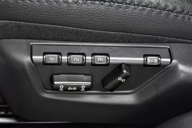 Volvo XC70 2006