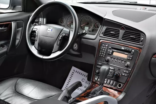 Volvo XC70 2006
