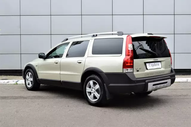 Volvo XC70 2006