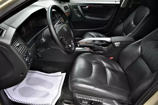 Volvo XC70 2006