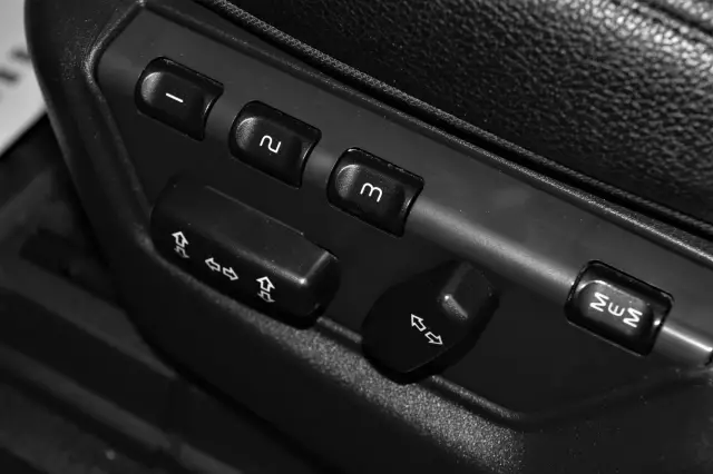 Volvo XC90 2011