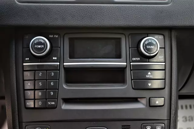 Volvo XC90 2011