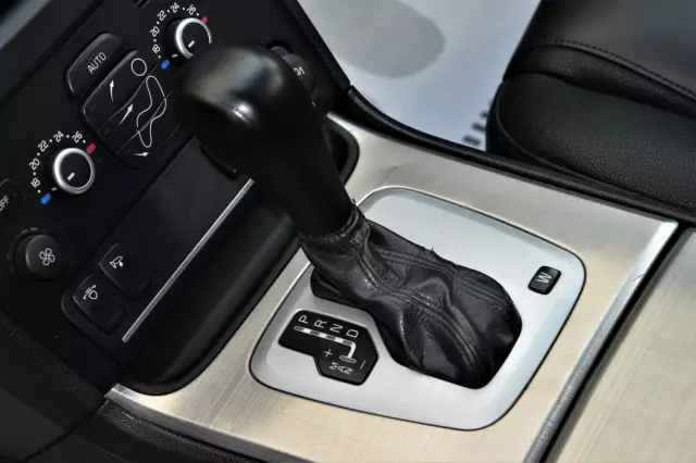 Volvo XC90 2011