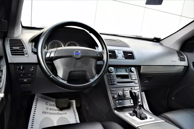 Volvo XC90 2011