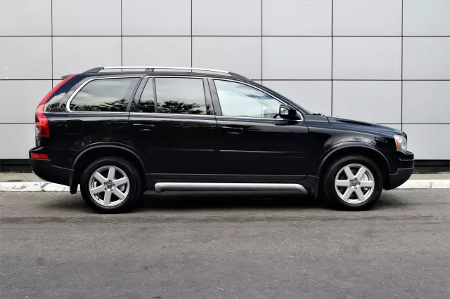Volvo XC90 2011