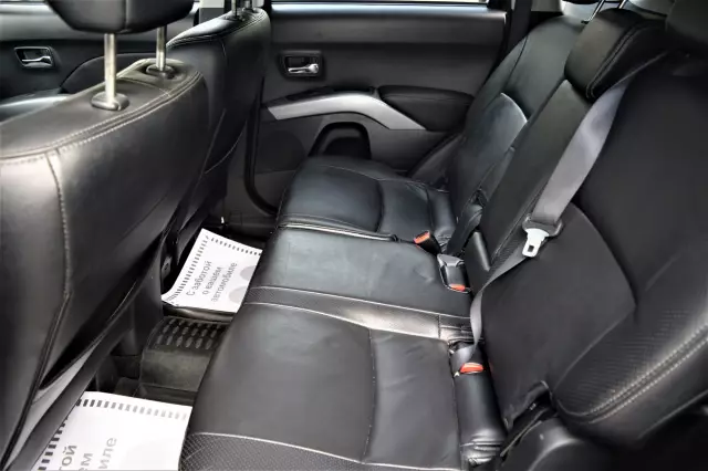 Peugeot 4007 2008