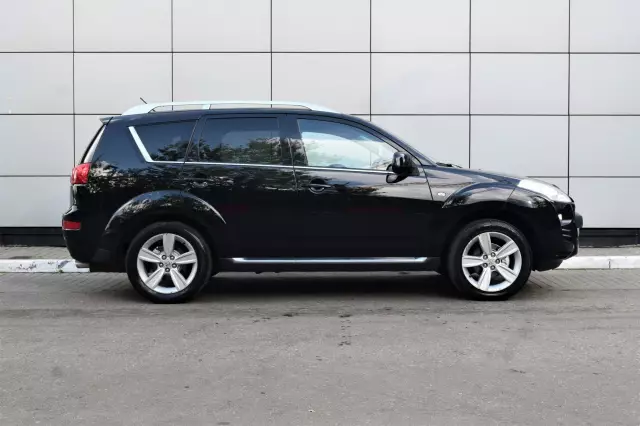 Peugeot 4007 2008