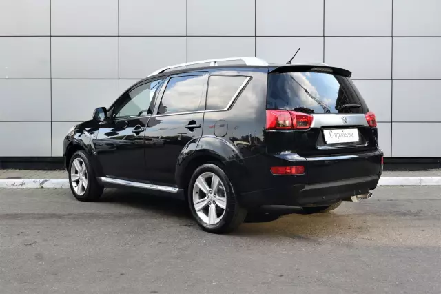 Peugeot 4007 2008