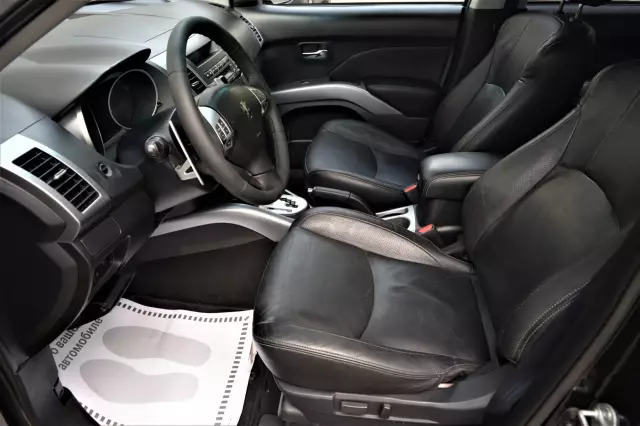 Peugeot 4007 2008