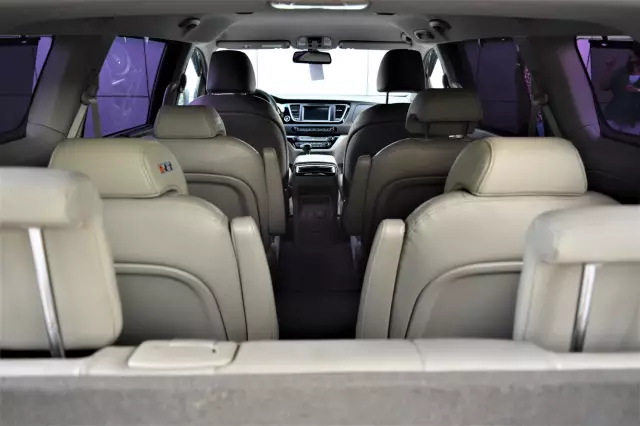 Kia Carnival 2016