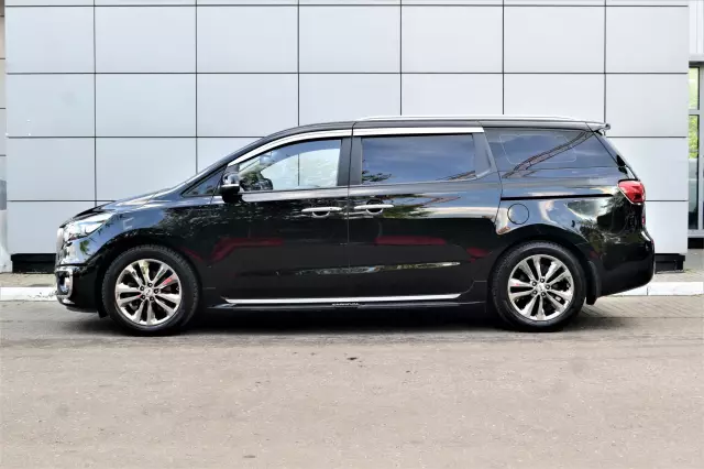 Kia Carnival 2016