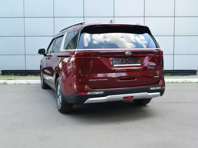 Kia Carnival 2021