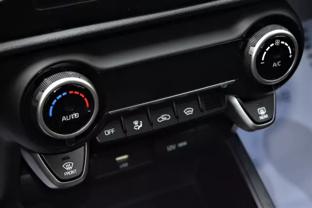 Kia Rio 2021