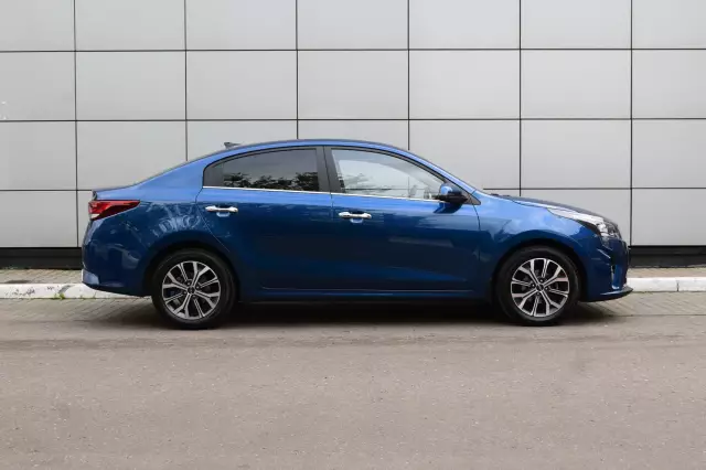 Kia Rio 2021