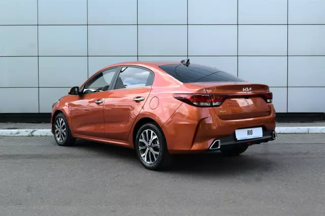 Kia Rio 2021