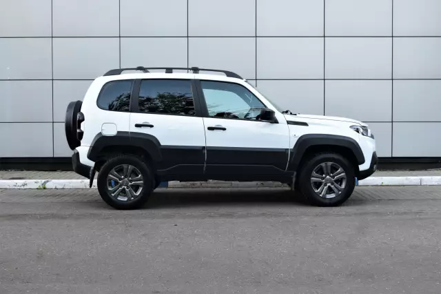LADA Niva 2022
