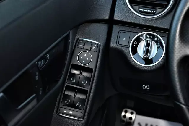 Mercedes-Benz C-Класс 2012