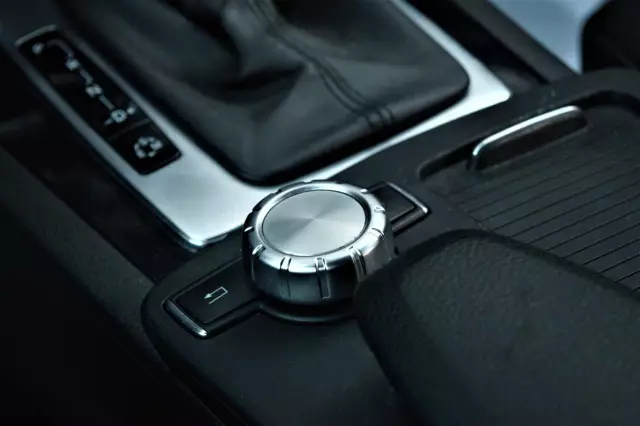 Mercedes-Benz C-Класс 2012