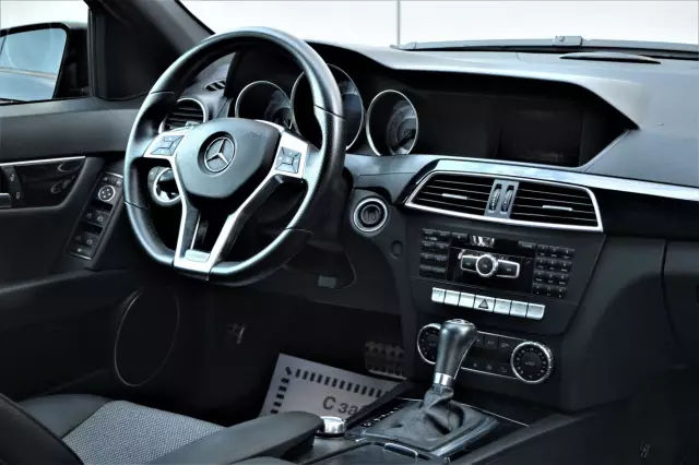 Mercedes-Benz C-Класс 2012