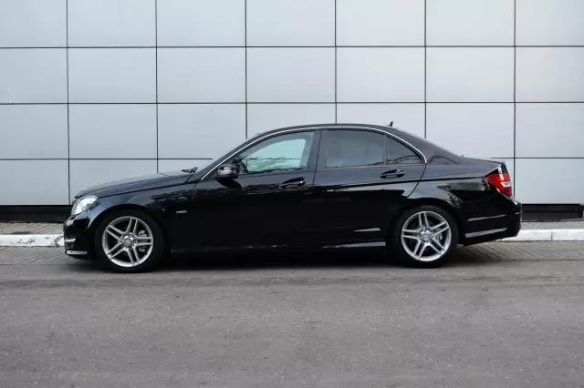 Mercedes-Benz C-Класс 2012