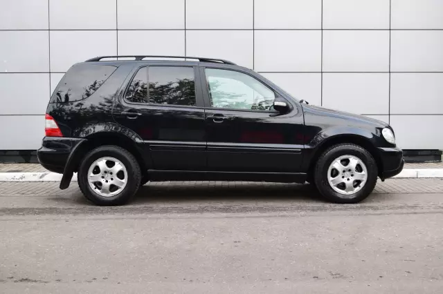 Mercedes-Benz M-Класс 2002