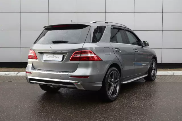 Mercedes-Benz M-Класс 2012