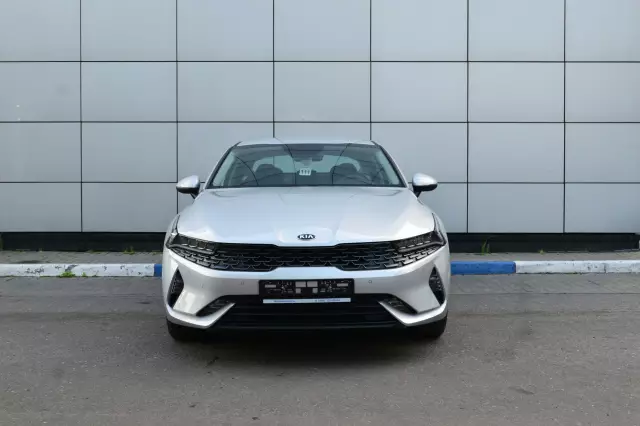 Kia K5 2021