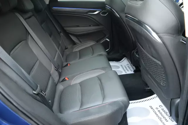Geely Tugella 2021