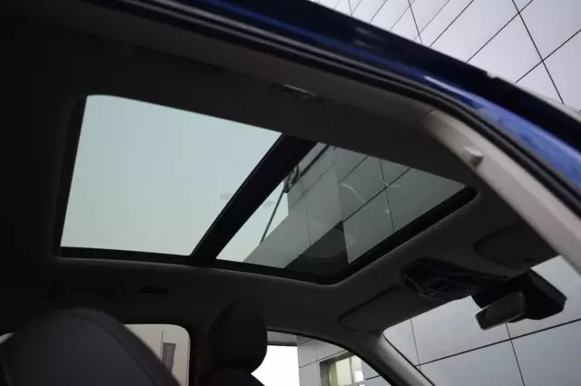Geely Tugella 2021
