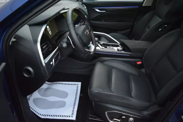Geely Tugella 2021