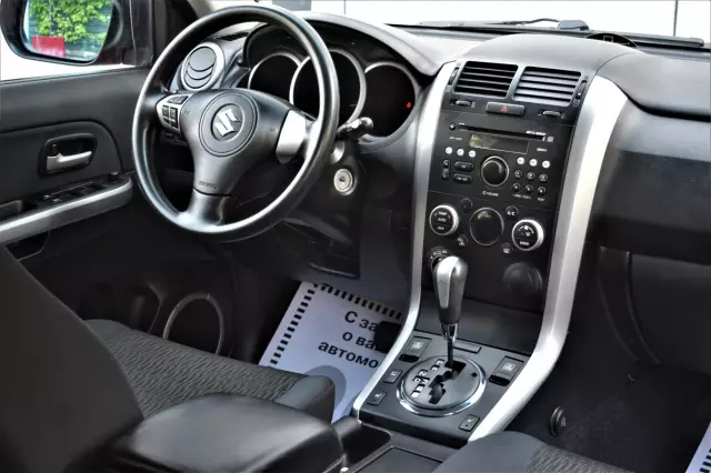 Suzuki Grand Vitara 2012