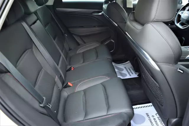 Geely Tugella 2021