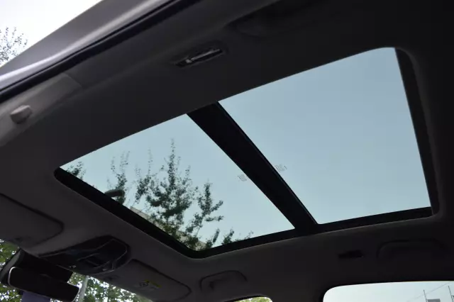 Geely Tugella 2021