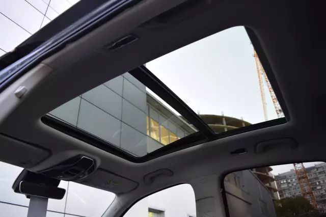 Geely Tugella 2021