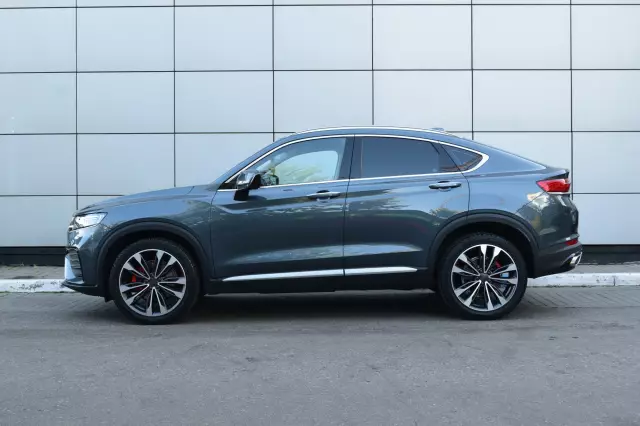 Geely Tugella 2021