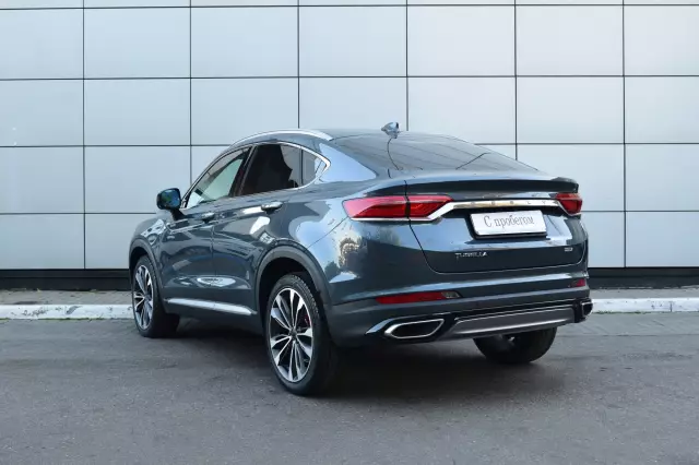 Geely Tugella 2021