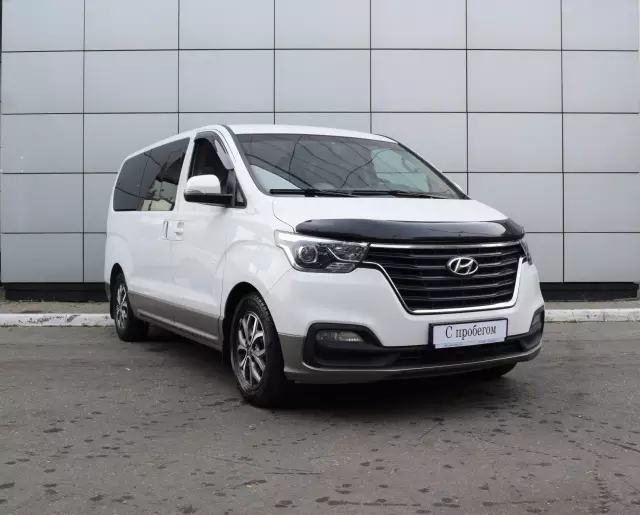 Hyundai H-1 2018