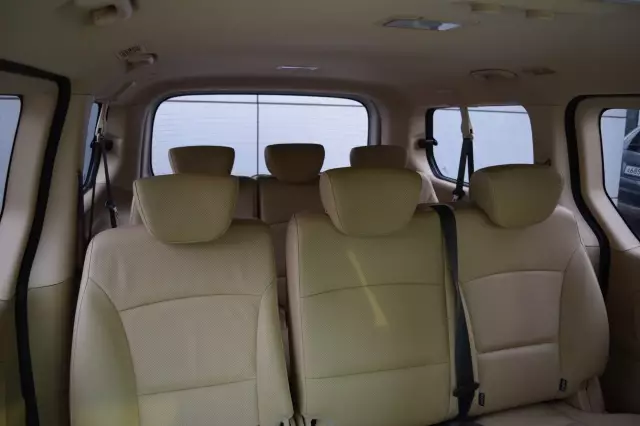Hyundai H-1 2018