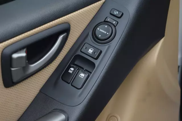Hyundai H-1 2018