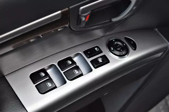 Hyundai Santa Fe 2011