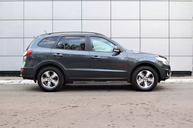 Hyundai Santa Fe 2011