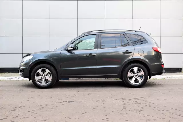 Hyundai Santa Fe 2011