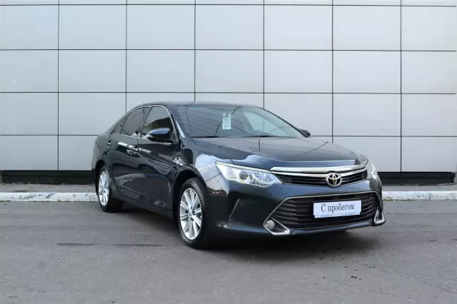 Toyota Camry 2015