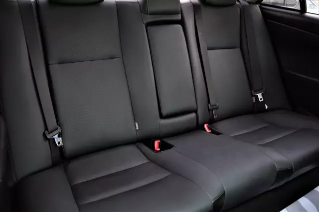 Toyota Camry 2015