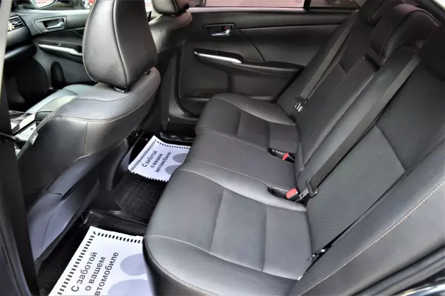 Toyota Camry 2015