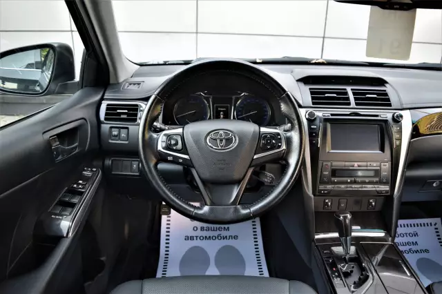 Toyota Camry 2015