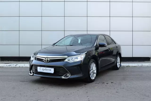 Toyota Camry 2015