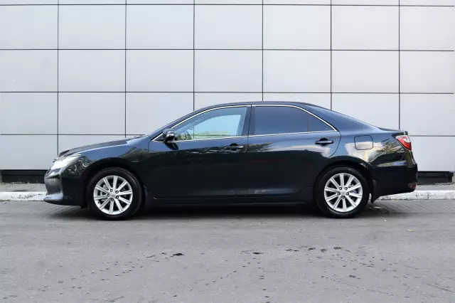 Toyota Camry 2015