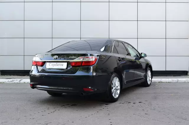 Toyota Camry 2015
